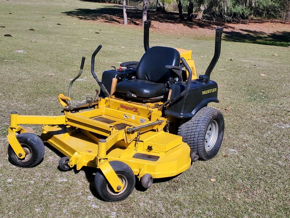 Hustler Super Z Zero Turn 60 Inch Lawn Mower