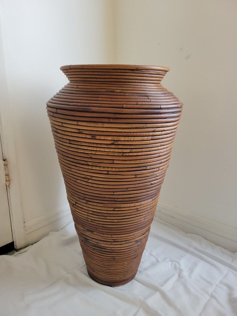 la Crespi Styled Stacked Pencil Reed Rattan Floor Vase