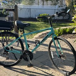 Trek FX 2 Bike w/ Extra Seat & Accessories