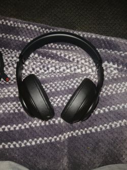 Beats Headphones  Wireless