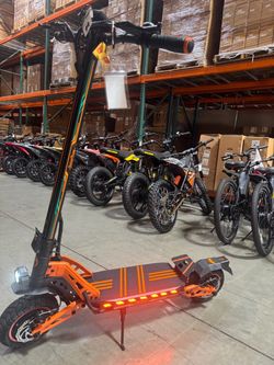 Dual-motor electric scooter