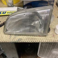 Toyota Sienna Headlight