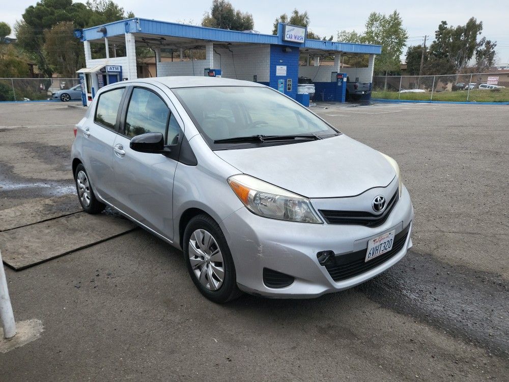 2012 Toyota Yaris
