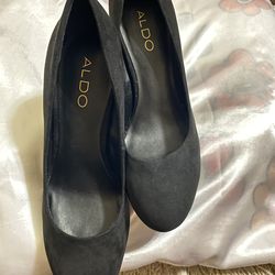 ALDO Black Suede Pumps Platform  Style Size 8.5