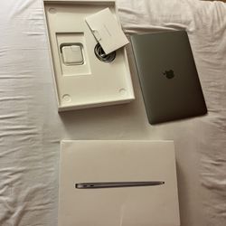 Apple MacBook Air 2020 M1 Chip 256gb 8gb Ram