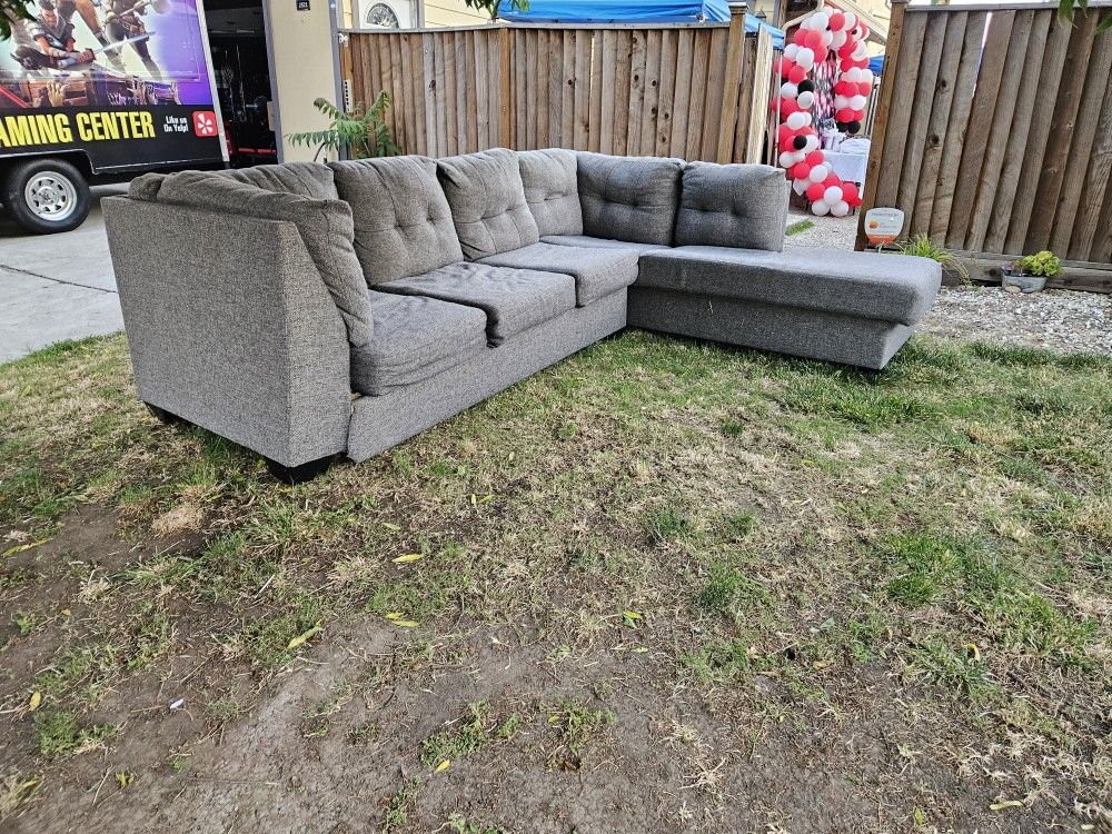 free couches