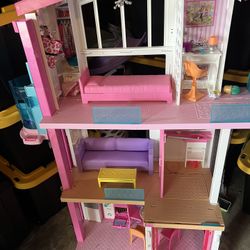 Barbie House With A Car