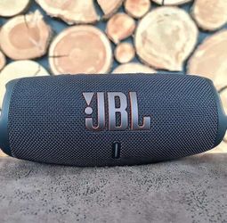 JBL Charge 5 (Read Description)