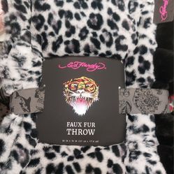 ED Hardy  Throw 