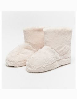 QUPID Faux Fur Womens Slipper Booties