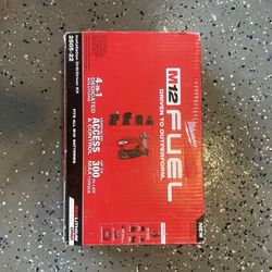 M12 FUEL 12V Lithium-lon Brushless Cordless 4-in-1 Installation 3/8 in. Drill Driver Kit with 4-Tool Heads