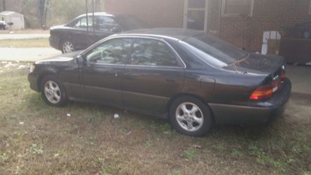 1999 Lexus for sale crank up nothing wrong with it clean title pick up only