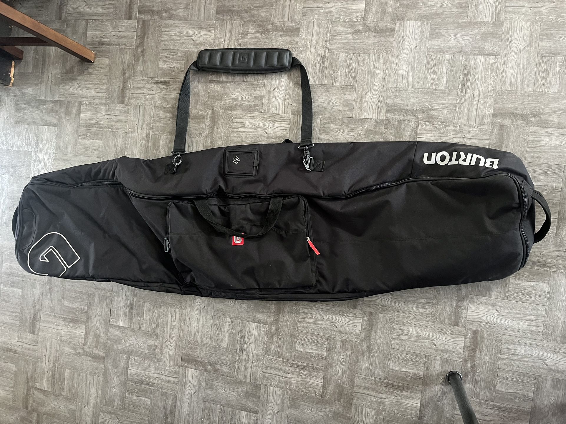 Burton 166 Wheelie Gig Bag - Snowboard Bag - True Black Excellent Condition!