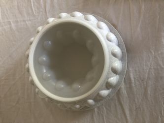 Jell-O mold Tupperware