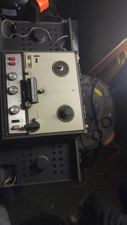 Sony tc 200 reel to reel tape recorder