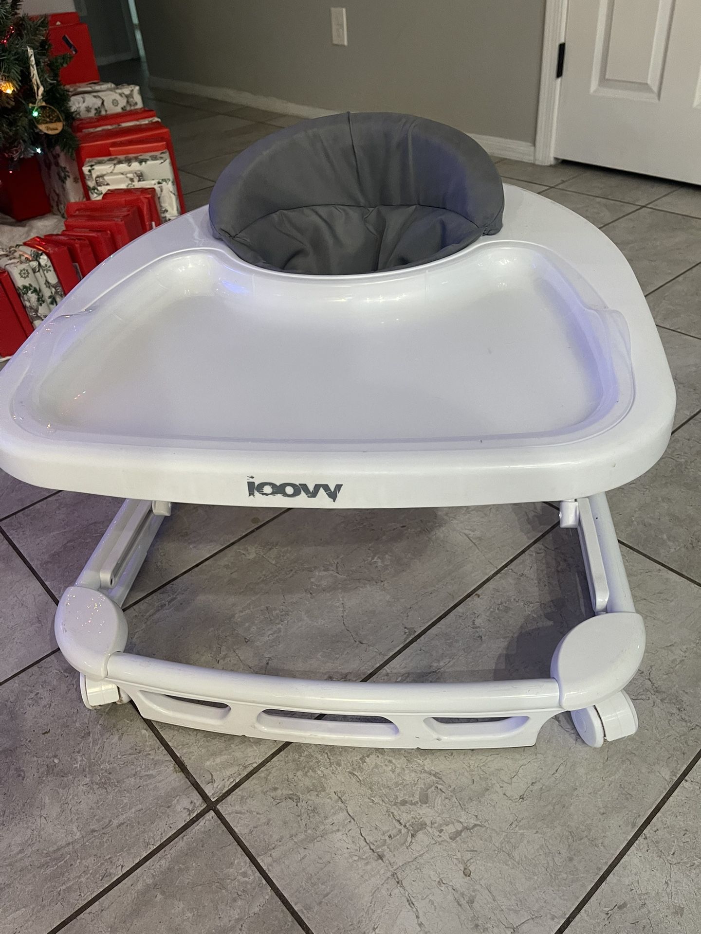 Joovy Spoon Baby Walker Activity Center - Charcoal