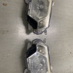 2014 Toyota Tacoma Headlights