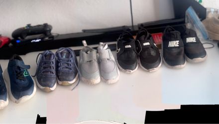 Bundle of shoes