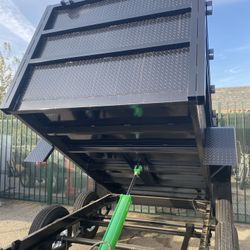 5x8x4 DUMP TRAILER