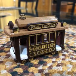 Refrigerator Magnet - San Francisco Cable Car