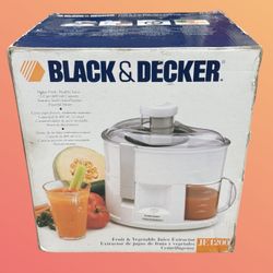 BLACK+DECKER JE1200 200-Watt Fruit Vegetable Juicer Extractor New Open Box