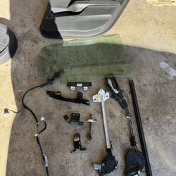 2016/2021 Rear Passenger Window 