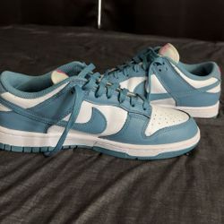 Nike Dunks