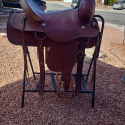 Texas Saddlery Roping Saddle