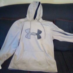 Pull Over Hoodie 
