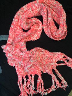 Knitted scarf