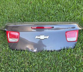 Malibu  trunk lid 2013 - 2015
