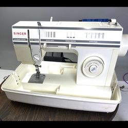 Singer Sewing Mechine