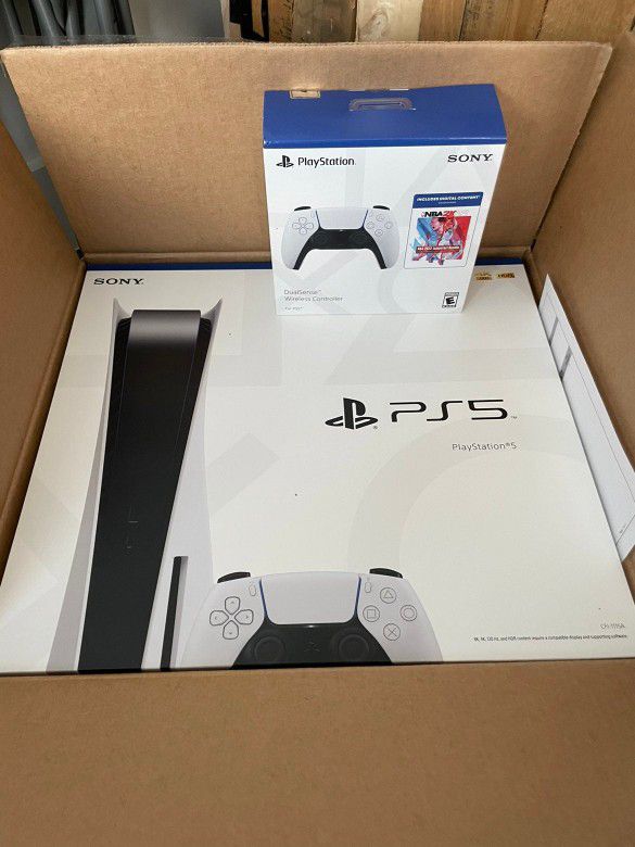 PlayStation 5 brand new with NBA 2K22 and extra comtroller