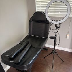 Facial Table & Light 