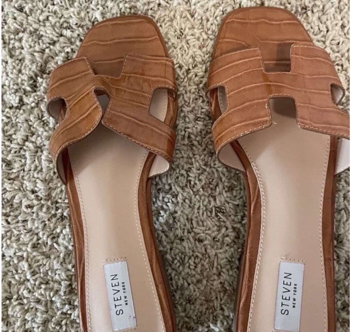 Size 10 Steve Madden leather sandals gorgeous never worn