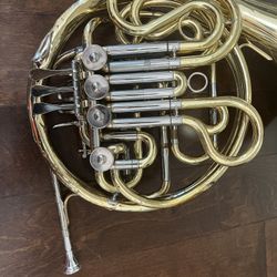Yamaha YHR561 Double French Horn 