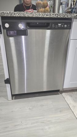 GE 24 in. Built-In Tall Tub Front Control Stainless Steel Dishwasher with 60 dBA, ENERGY STAR