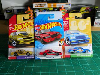 Hot Wheels Buick Lot