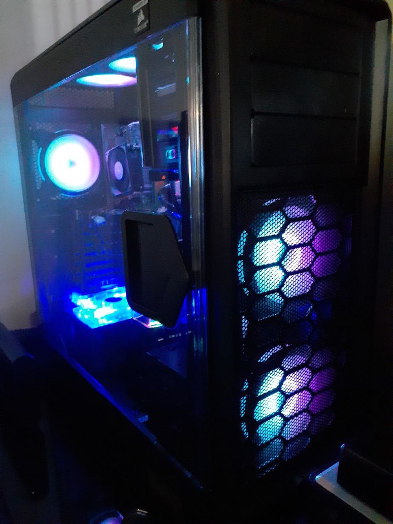 Corsair 760t gaming case with RGB fans w/remote control