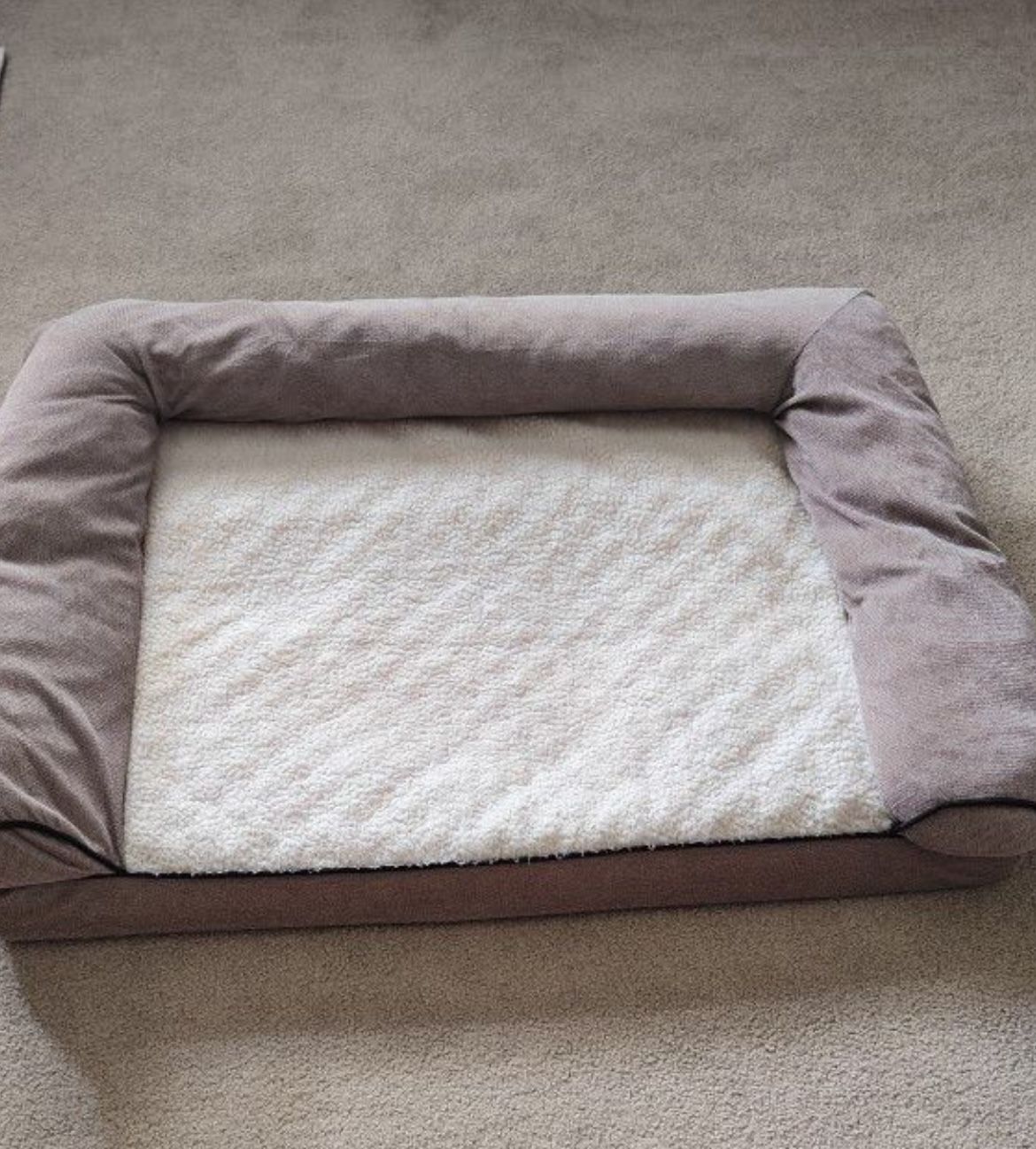 Big Dog Bed, Pet Couch, Soft & Great Condition