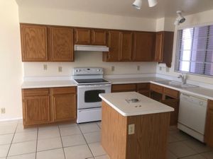 New And Used Kitchen Cabinets For Sale In Surprise Az Offerup