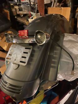 2021 Road Glide rear fender complete with upgraded tail light LED 2021 Road Glide rear fender complete with upgraded tail light LED