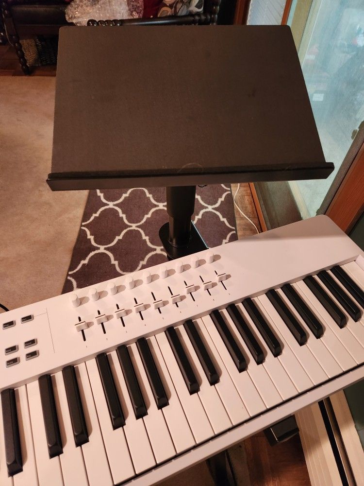 Arturia Midi Keyboard 88 Essential