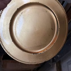 Golden Large Played For A Perfect Party For New Years 