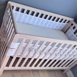 Carter's by daVinci Colby 4-in-1 Convertible Crib with Trundle Drawer - Washed Natural