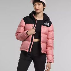 The North Face Women’s 1996 Retro Nuptse Jacket ( Black , Pink)