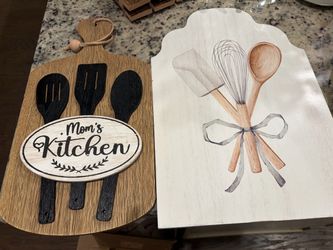 Mom's Kitchen Decorative Wood Signs Set of 2