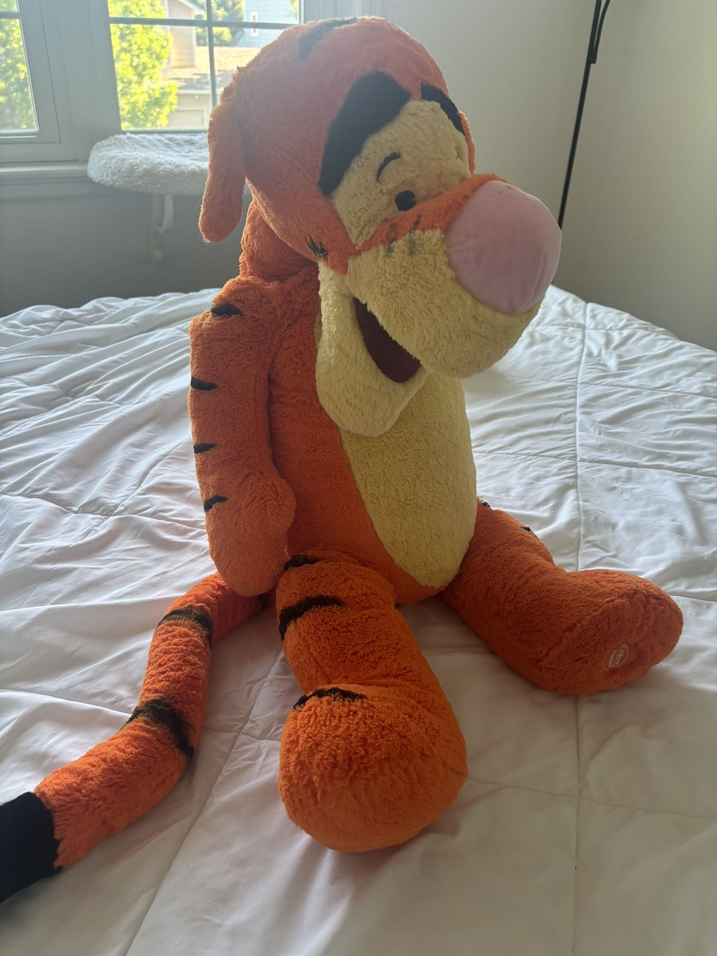 Giant tigger!