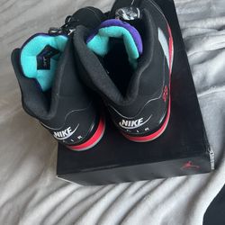 Jordan 5s