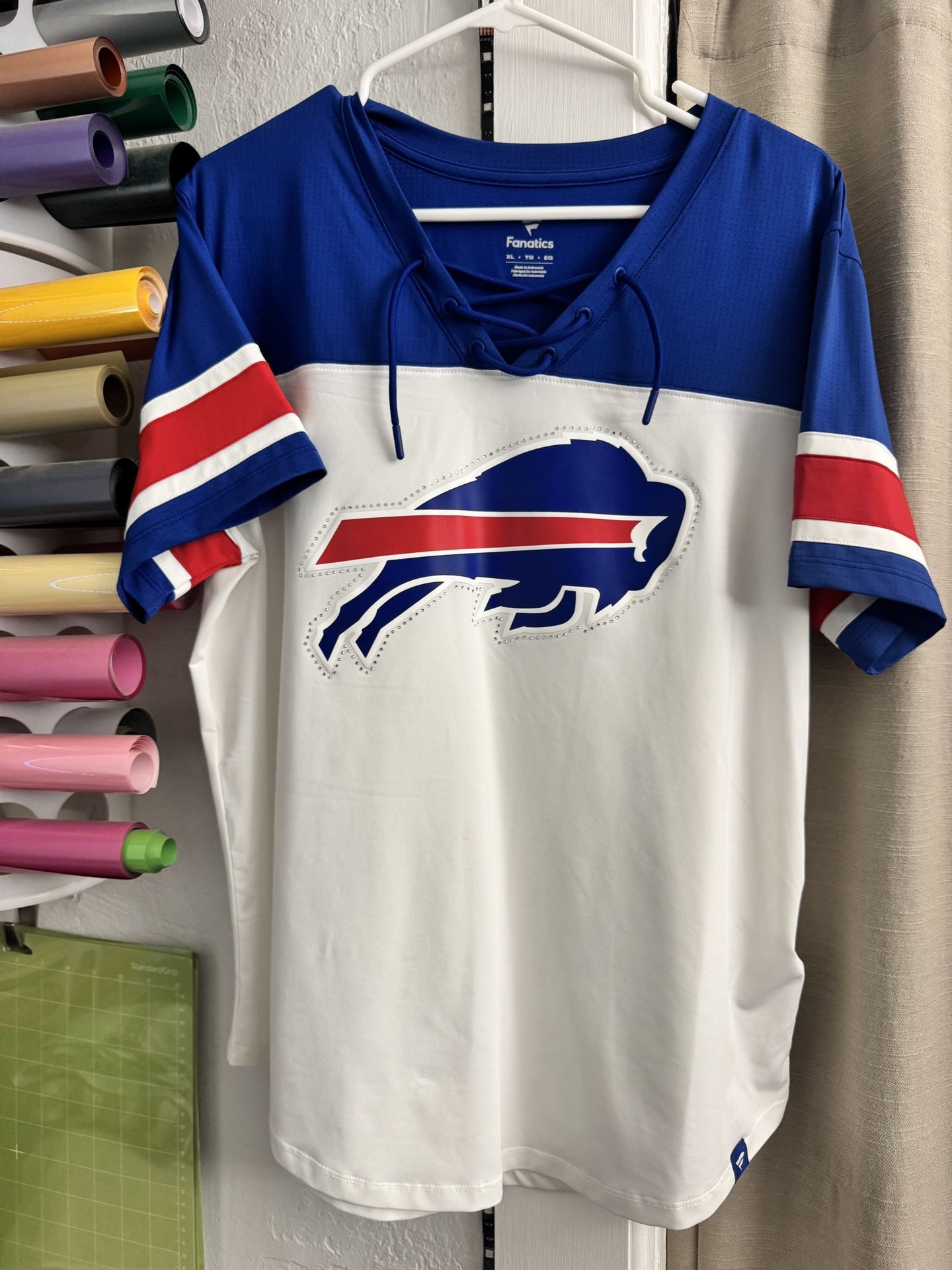 Women’s XL Fanatics Bills Jersey/shirt